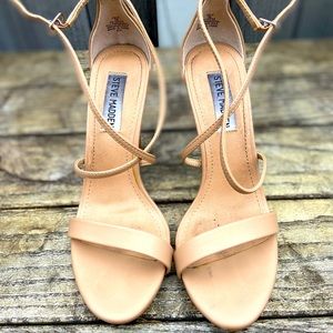 Women’s Steve Madden cream stiletto size 7